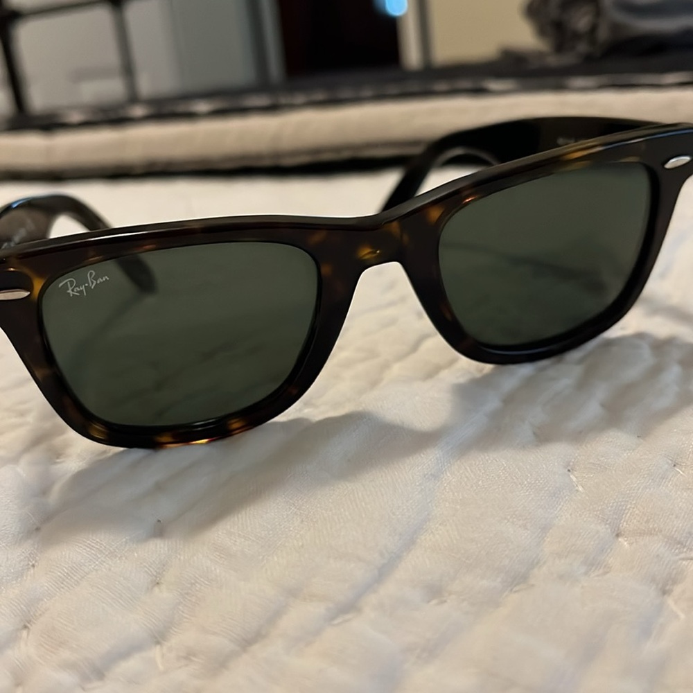 Ray-Ban RB2140 Wayfarer - Picture 8 of 10